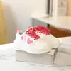 Zapatos de pan color crema para mujer, nueva colección otoño 2026, diseño chic y único, zapatillas blancas, zapatos deportivos elegantes y a la moda
