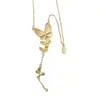 Collar de Joyería de Flor de Mariposa Oro Arena de Lujo Ligero Joyería de Lujo Ligero de Nicho para Mujer Oro Simulado de Gama Alta Joyería Duradera