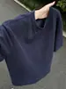 Camiseta Masculina de Verão Azul Marinho Texturizada de Manga Curta High-End com Padrão de Escamas de Dragão Respirável Fresca Estilo Americano Esportiva Meia-Manga