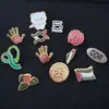 Bottons de Metal Personalizados, Bottons Cartoon Bidimensionais, Broches de Metal com Logo de Empresa e Corporativo, Lembrancinhas de Escola e Atrações