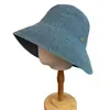 Sombrero de Sol Azul Denim para Mujer, Sombrero de Paja con Protección Solar de Verano, Sombrero de Pescador de Ala Ancha, Sombrero de Cubo Tejido, Hace que la Cara Parezca Más Pequeña, Versátil para Salidas y Vacaciones