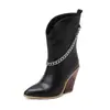 Outono e inverno de 2023 Novas botas de cavaleiro pontudas europeias e americanas, botas de moda com cano, botas curtas, salto alto, sapatos femininos 40-48 botas de comércio exterior