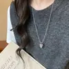 Colar longo de pinha de prata estilo coreano em aço titânio para mulheres, de alta qualidade, luxo leve, corrente de suéter com temperamento de nicho, acessórios de outono e inverno