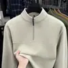 Camiseta Popular de Alta Qualidade com Zíper Meio e Manga Longa para Homens com Gola de Lapela, Novo Produto de Outono para Homens de Meia-Idade, Polo com Camada Interna de Veludo Alemão Dupla Face