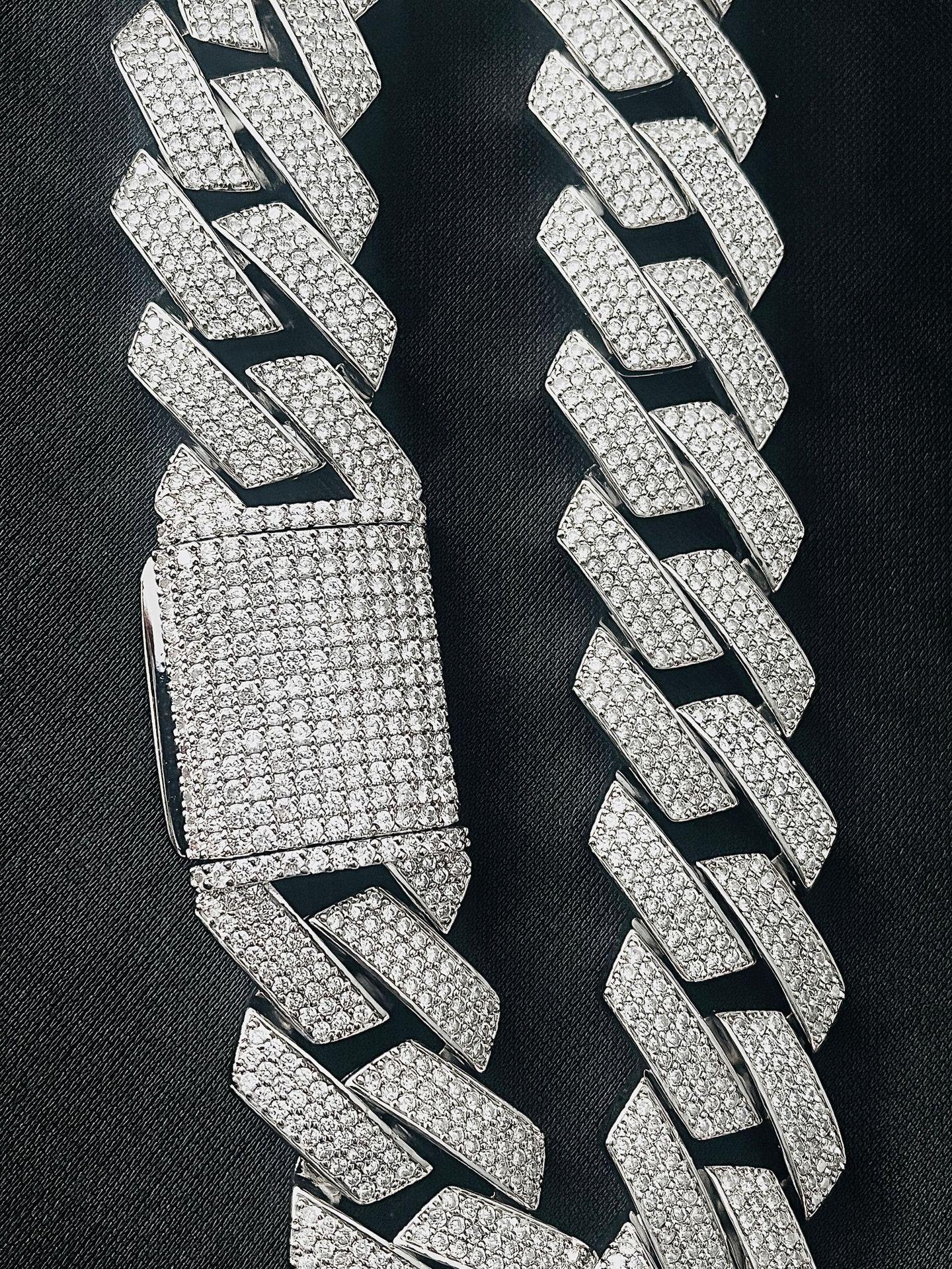 06886ef54e9ad13d4ff9f9b25cf93d