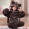 Conjunto de pijama outono e inverno para meninas, novo estilo 2026, fleece de coral, roupa de dormir quente com capuz para crianças e bebês
