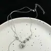 Colar de Miçangas em Formato de Coração para Mulheres, Novo Estilo Tendência Ins Design de Nicho de Luxo Leve Corrente de Clavícula Corrente de Pescoço Corrente de Suéter