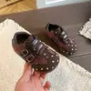Sapatos Casuais de Moda para Meninas 2026 Primavera Outono Novo Retro Versátil Jardim de Infância Bebê Poá Estampa de Leopardo Sapatos para Crianças Pequenas