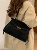 Bolso Casual Retro Transfronterizo para Mujer 205 Otoño e Invierno Nueva Moda Bolso de Hombro para Viajes Diarios Bolso Cruzado de Gama Alta
