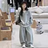 Conjunto casual de dos piezas para niña, sudadera con capucha de otoño, pantalones deportivos de pierna ancha ajustados para primavera y otoño