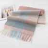 Bufanda 100% Lana de Cordero de Alta Calidad para Hombre y Mujer Versátil Engrosada Otoño e Invierno Estilo Nuevo Cuadros Costura Cálida para el Cuello Doble Uso