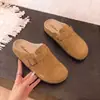 Sapatos Birkenstock de nicho transfronteiriços para mulheres, novas pantufas femininas de sola reta para primavera-verão, meias-pantufas fechadas na ponta, sapatos Birkenstock da moda