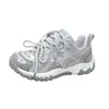 Cómodos nuevos tenis casuales de moda versátiles de verano para mujer, zapatos tipo dad de suela gruesa que aumentan la altura, zapatillas de malla modernas y a la moda