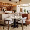 Mobiliario de Restaurante Disponible Exclusivamente para Ventas Transfronterizas, Incluyendo Sofás de Cabina, Sofás de Cabina Curvos con Cubierta Suave y Juegos de Mesa y Sillas