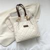 Lingge Bolso Grande para Mujer 2023 Nueva Moda Textura de Alta Gama Combinación con Todo Bolso Tote de Hombro Gran Capacidad Bolso Lingge para Ir al Trabajo