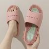 Pantuflas de Masaje para Hombre Verano 2025 Nuevas para Casa Interior Antideslizantes Baño Ducha Pie Acupuntura Sandalias para Hombre