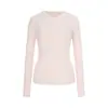 Camiseta básica de punto trenzado rosa de manga larga para mujer, con cuello en V semiabierto, para principios de otoño, top suéter ajustado otoño 2026