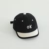 Nuevo Sombrero de Comercio Exterior Lindo Sombrero Hip-Hop para Bebé Gorra de Béisbol de Ala Corta con Letra Ok Gorra con Visera para Niños Primavera y Otoño