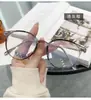 Gafas de montura para miopía color marrón frío, estilo idéntico al de las 'net red' de 2024 para mujer, montura ultraligera y sencilla, se pueden equipar con lentes graduadas