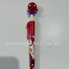 Spider-Man Bolígrafo Giratorio Papelería Creativa Dibujos Animados Anime Alto Valor Alivio del Estrés Bolígrafo Giratorio Escritura Suave Específico para Estudiantes