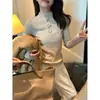 Suéter blanco de cuello alto medio, capa interior para mujer, nuevo estilo otoño/invierno top de punto, suéter de punto, cuello alto medio