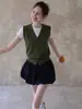 Chaleco de punto retro verde con cuello en V estilo francés, chaleco suéter corto para mujer para primavera y otoño, sin mangas, con un look sofisticado, perfecto para usar en capas.