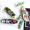 Mini Patineta de Dedos para Escritorio al por Mayor Juguetes para Niños Deportes Creativos de Punta de Dedo Puesto Venta Caliente Tarjeta de Regalo Taobao