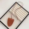 Pendurado pescoço magnético chave saco óculos cordão longo colar feminino multifuncional viagem óculos de sol clipe couro acessórios