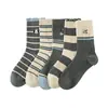 Meias Femininas Desenho Animado Fofo Cachorro Color Block Listras Renda Estilo Acadêmico Casuais Meia de Cano Médio Bordado Versátil Meias de Algodão