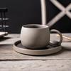 Taza y platillo de café vintage de gres de estilo japonés que combinan con colores creativos, taza y platillo de oficina para el desayuno, el té de la tarde y la oficina.