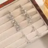 Exquisitos pendientes de borla de racimo de uvas de circón, aguja S925 de plata ultra-fairy, elegantes pendientes largos colgantes, pendientes de diseño nicho para mujer