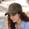 Boné de beisebol vintage europeu com estampa de leopardo desbotada para homens e mulheres, chapéu de sol casual estilo de rua, boné de bico de pato para atividades ao ar livre