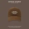 Boné de Baseball Vintage Americano cor vinho tinto Feminino Chapéu Bordado com Letra Top Profundo Sombra para Estudante Mostra Rosto Pequeno Moda Masculina