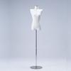 Suporte de exposição de modelos femininos de ombro plano e clavícula estilo coreano, mesa de manequim feminina de meio comprimento com cabeça e mão, janela para bonecas