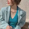 Camisola pequeña para llevar por fuera, top corto strapless de chica atractiva, espalda bonita, verano para mujer, sentido del diseño, cordones, cuello halter, camiseta sin mangas de punto como capa base