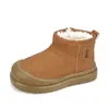 Sapatos casuais da moda e versáteis para meninas, nova coleção outono/inverno 2026, botas de neve quentes com sola macia e forro de lã para crianças, sapatos de algodão para bebês