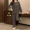 Cardigan Listrado Casual Versátil Pijama para Mulheres Primavera e Outono Imitação de Algodão Manga Longa Calça Longa Simples Tamanho Plus Roupas de Casa para Mulheres
