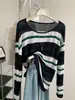 Camiseta fina y transpirable de Tencel de manga larga para mujer, favorecedora y retro con rayas de contraste, cuello redondo, fluida y casual, camiseta básica.