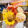 El girasol de lana gana el primer premio de una sola vez. Colgante para estudiante de secundaria, examen de ingreso, regalo de graduación, futuro prometedor, llavero, caja de regalo.