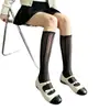 Calcetines Negros de Becerro Retorcidos con Rayas Verticales, Calcetines Delgados de Malla para Primavera y Otoño Antienganches hasta la Mitad de la Pantorrilla, Calcetines Lolita para Mujer