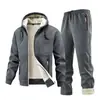 Venta directa de fábrica de trajes transfronterizos Talla europea transfronteriza Amazon Ropa de algodón Temporada de otoño e invierno Cárdigan de lana de cordero Sudadera con capucha Hombre