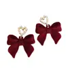 Nuevos Pendientes de Lazo de Terciopelo Rojo Festivo para Mujer Otoño e Invierno, Modernos y Elegantes, Pendientes Dulces en Forma de Corazón, Venta al por Mayor