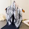 Bufanda de Seda Estampada Nueva Estilo Energética y de Alta Gama, Bufanda Cuadrada de Seda Artificial, Bufanda Versátil para Cuello, Bufanda Cuadrada Pequeña, Pañuelo para la Cabeza, Bufanda para Mujeres