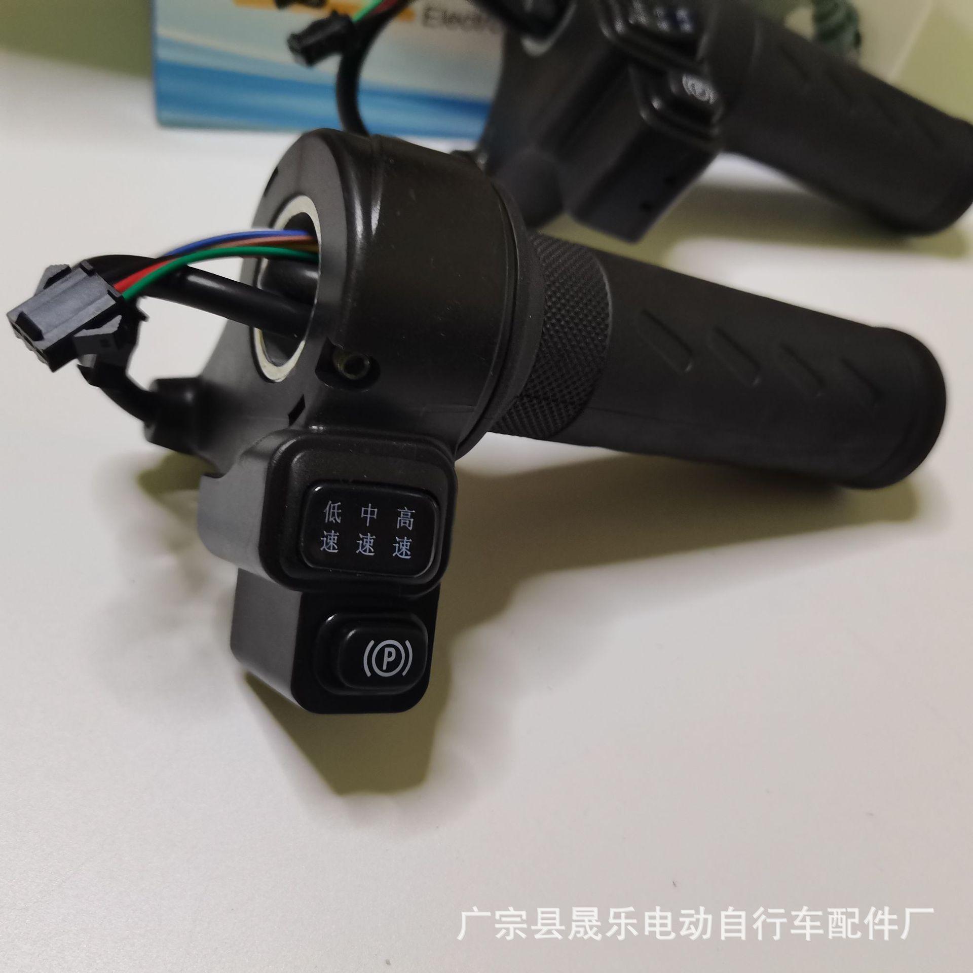 f51381e3957a4fda422de734d0590b