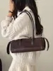 Bolsa Boston Baguete de Nicho 2026 Novo Estilo Retrô Couro Bovino de Primeira Camada Bolsa de Ombro Bolsas de Mão de Couro Genuíno da Moda