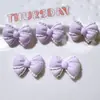 Accesorios de Resina al por Mayor Accesorios DIY Materiales Hechos a Mano Flores para Zapatos Pegatinas para Vasos de Agua Accesorios para el Cabello de Niños Lazos de Encaje Punteado