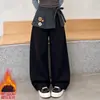 Calça de Moletom Outono e Inverno para Meninas 2026 Novo Estilo Casual Menina Estilo Coreano Crotch Bordado Espessado com Forro de Lã Calça de Moletom