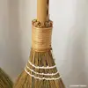 Palo largo de bambú Escoba tejida de Miscanthus limpieza de sofá de sala de estar bambú escoba suave eliminación de polvo del hogar limpieza al por mayor