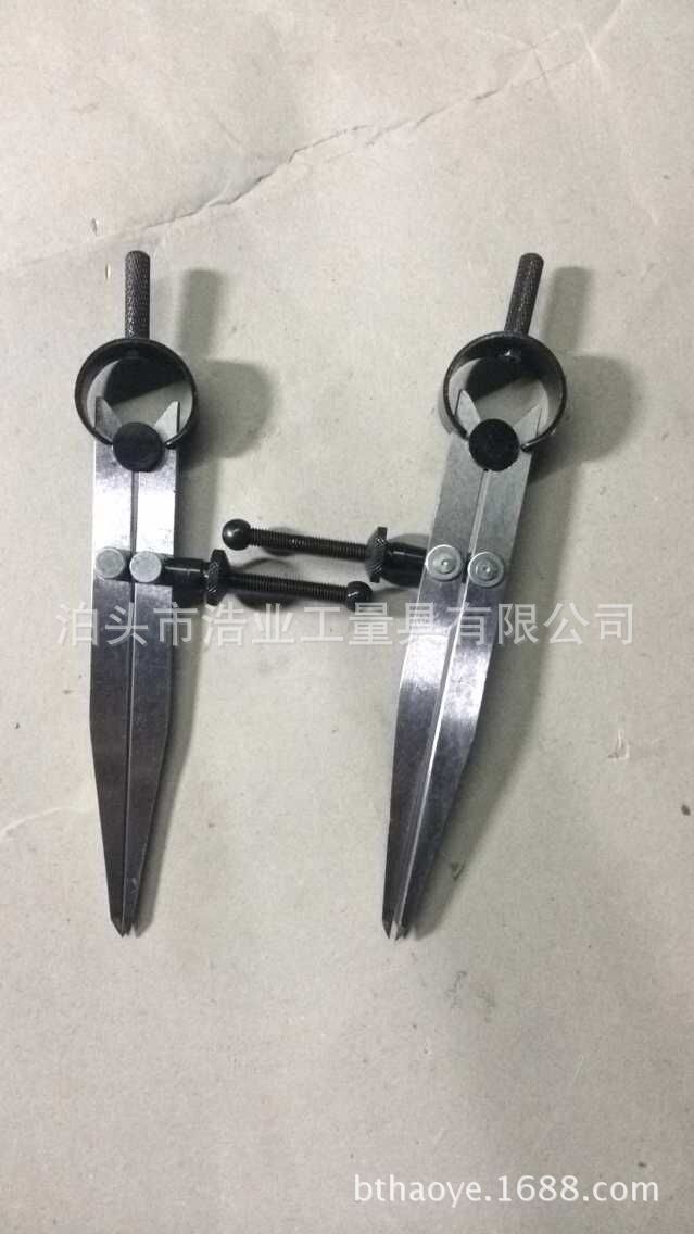 扁脚间距规