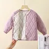 Uniformes Escolares Quentes para Crianças, Forros de Estudante, Novos Estilos Outono e Inverno, Jaquetas Acolchoadas de Três Camadas para Meninos, Jaquetas Grossas para Meninas, Casacos de Algodão Atacado